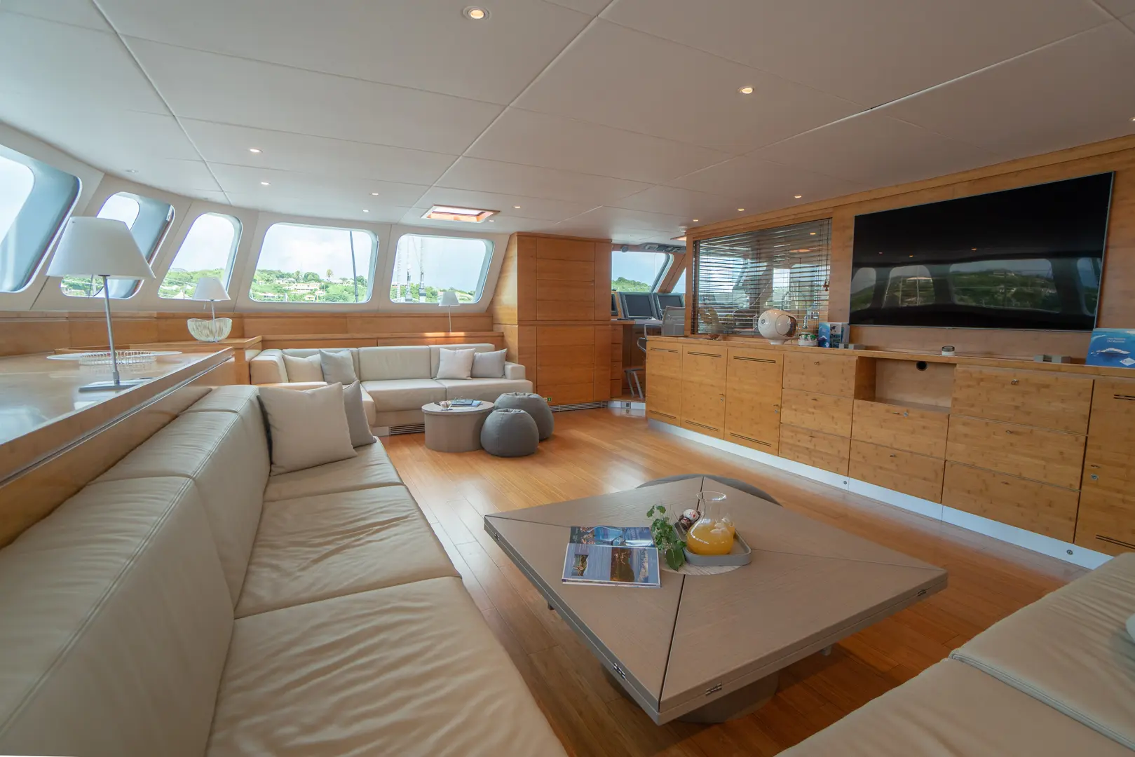 Contact us section image